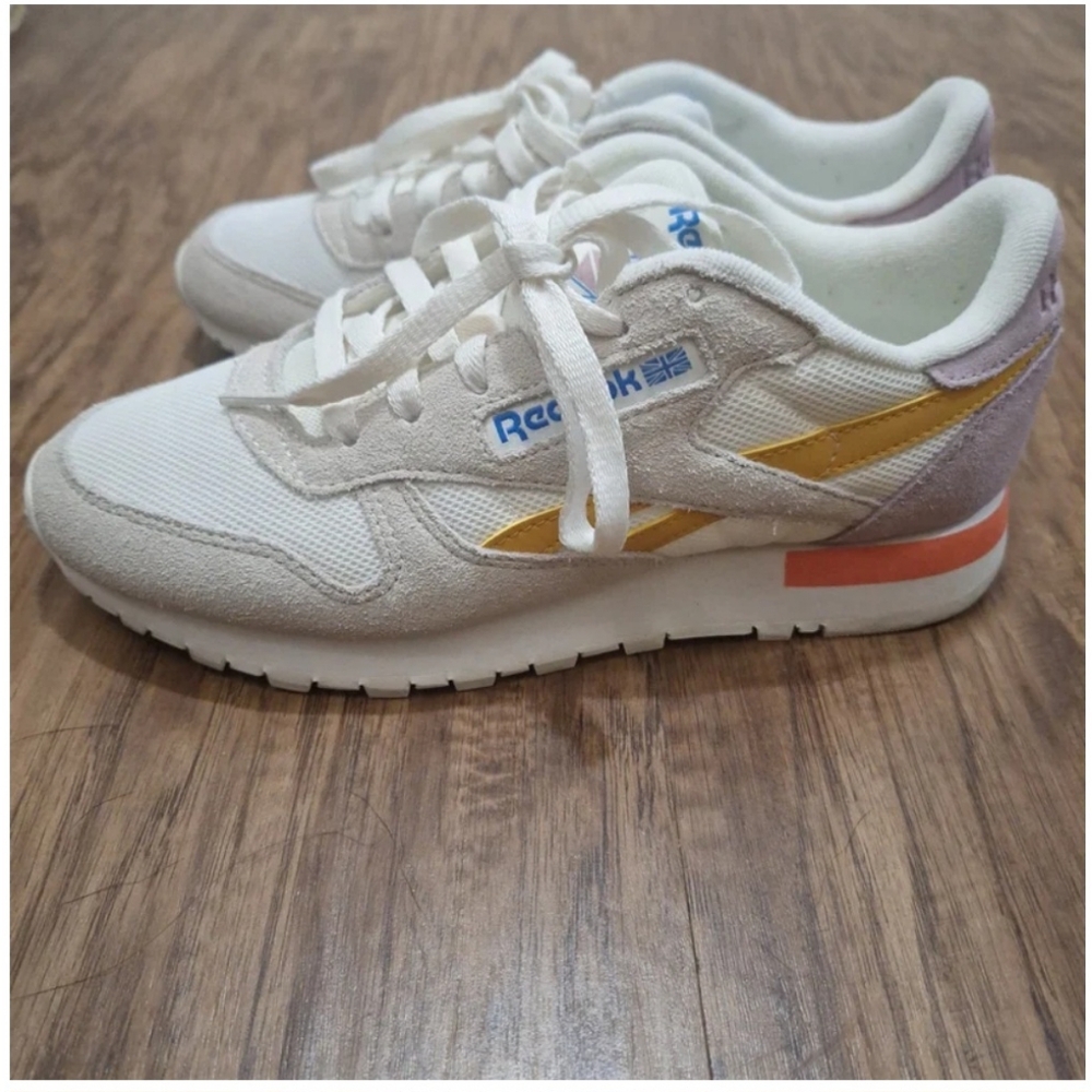Reebok Sneakers - Picture 2 of 4